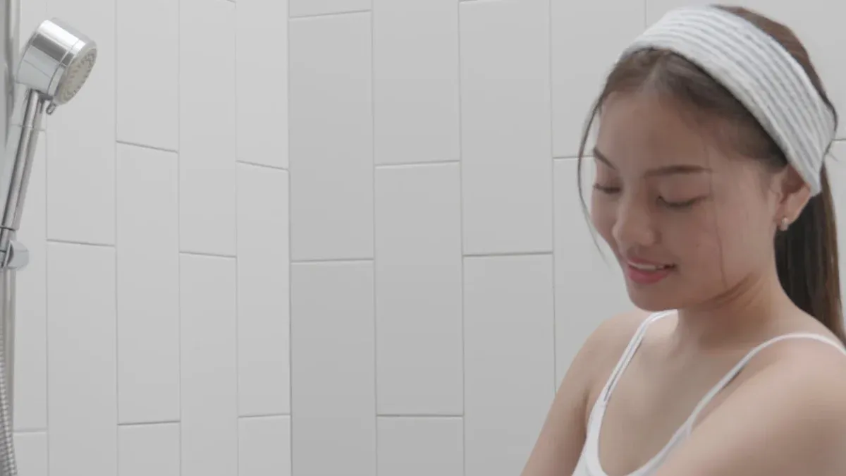 A Hand Shower for Every Family Member